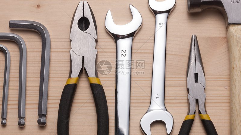 手动五金工具标准型号主要分为以下几类：